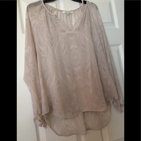 NWOT Blouse w/Tank Underneath Paisley Grey Print - Picture 1 of 7